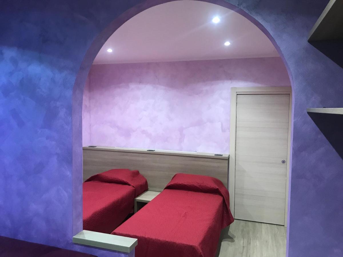 Rodello B&B La Fontana Nelle Langhe المظهر الخارجي الصورة